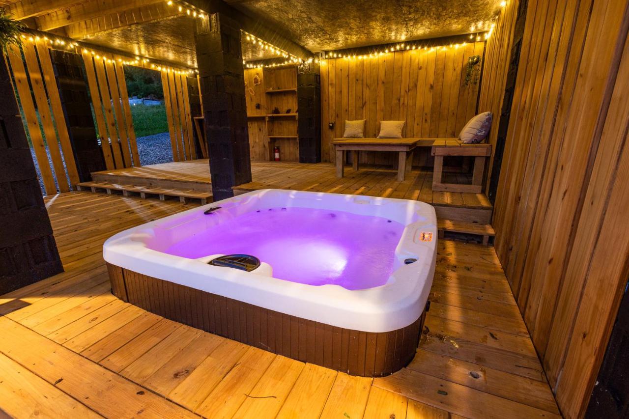 Valhalla Cabins Aframes With Hot Tubs & Sauna Cosby Buitenkant foto